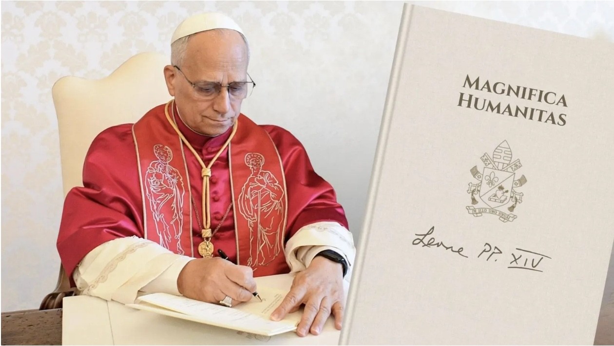 Le pape a signé sa première encyclique le 25 mai 2026 © Vatican Media