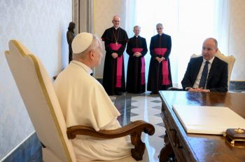 Le pape Léon XIV et le Taoiseach irlandais, M. Micheál Martin, 22 mai 2026 © Vatican Media