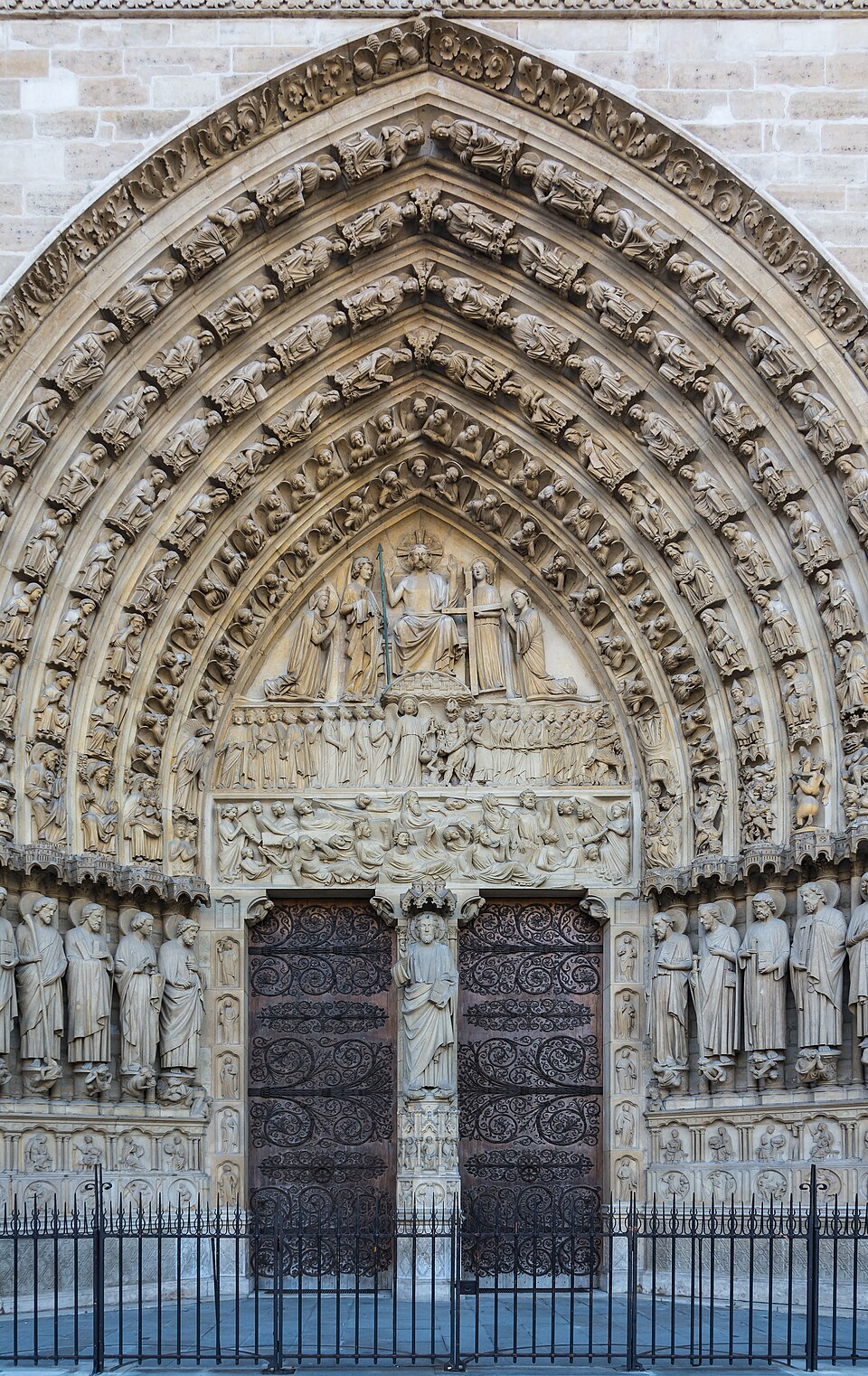 Portail du Jugement dernier, cathédrale Notre-Dame de Paris © Wikimedia