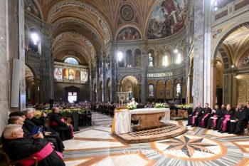 Visite pastorale à Sant’Angelo Lodigiano : Adoration du Saint-Sacrement et vénération du Cœur de sainte Françoise Cabrini, 20 juin 2026 © Vatican Media