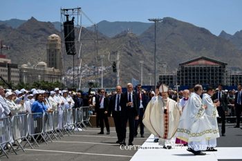 Messe au port de Santa Cruz de Tenerife, 12 juin 2026 © Vatican Media  