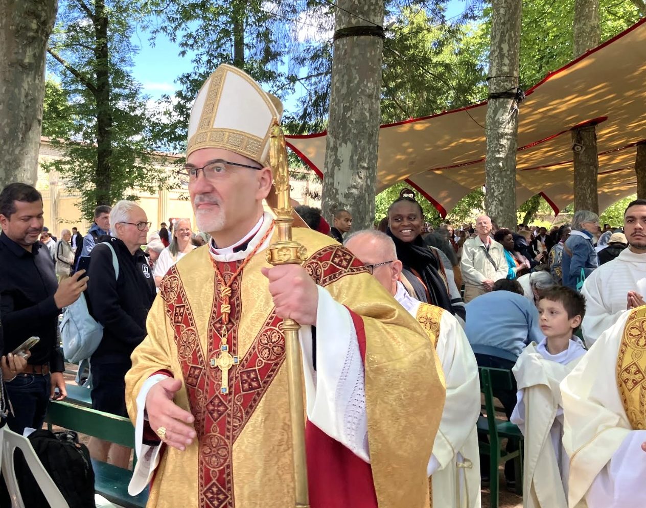 Aux fêtes du Sacré-Cœur à Paray-le-Monial le 12 juin 2026 © Anne van Merris