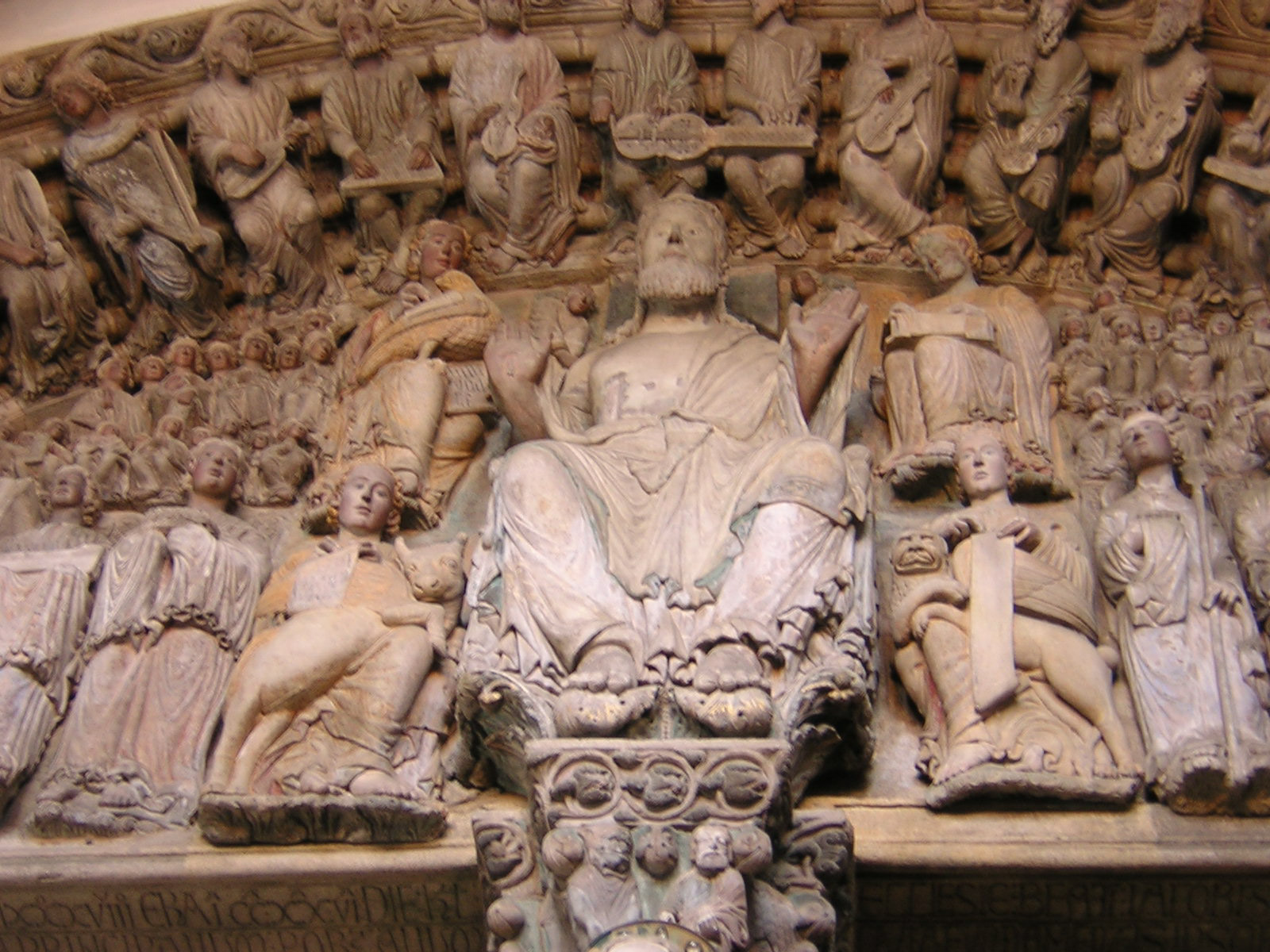 Christ Pantokrator, portique de la gloire, Cathédrale de de Saint-Jacques de Compostelle © Wikimedia