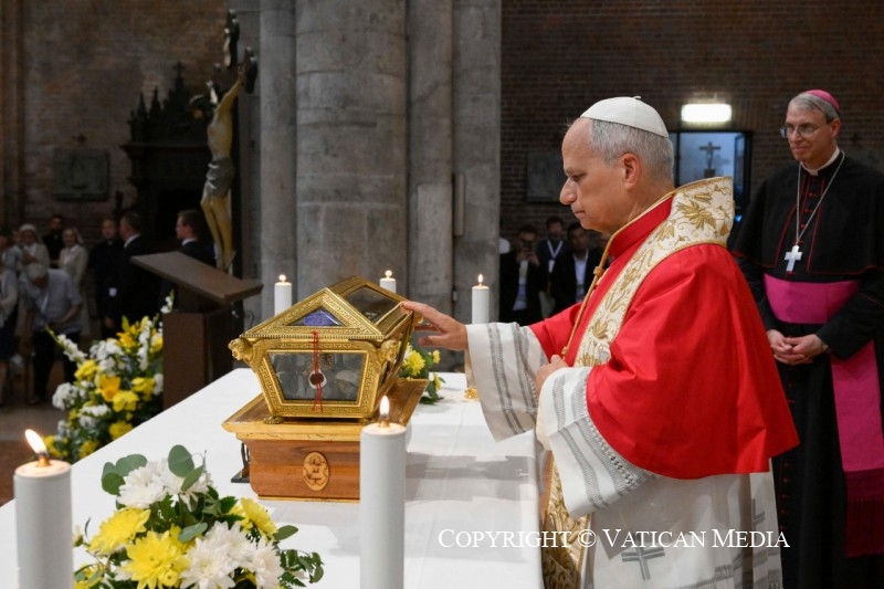 Visite pastorale à Pavie : Célébration de la Parole et vénération des reliques de saint Augustin, 21 juin 2026 © Vatican Media