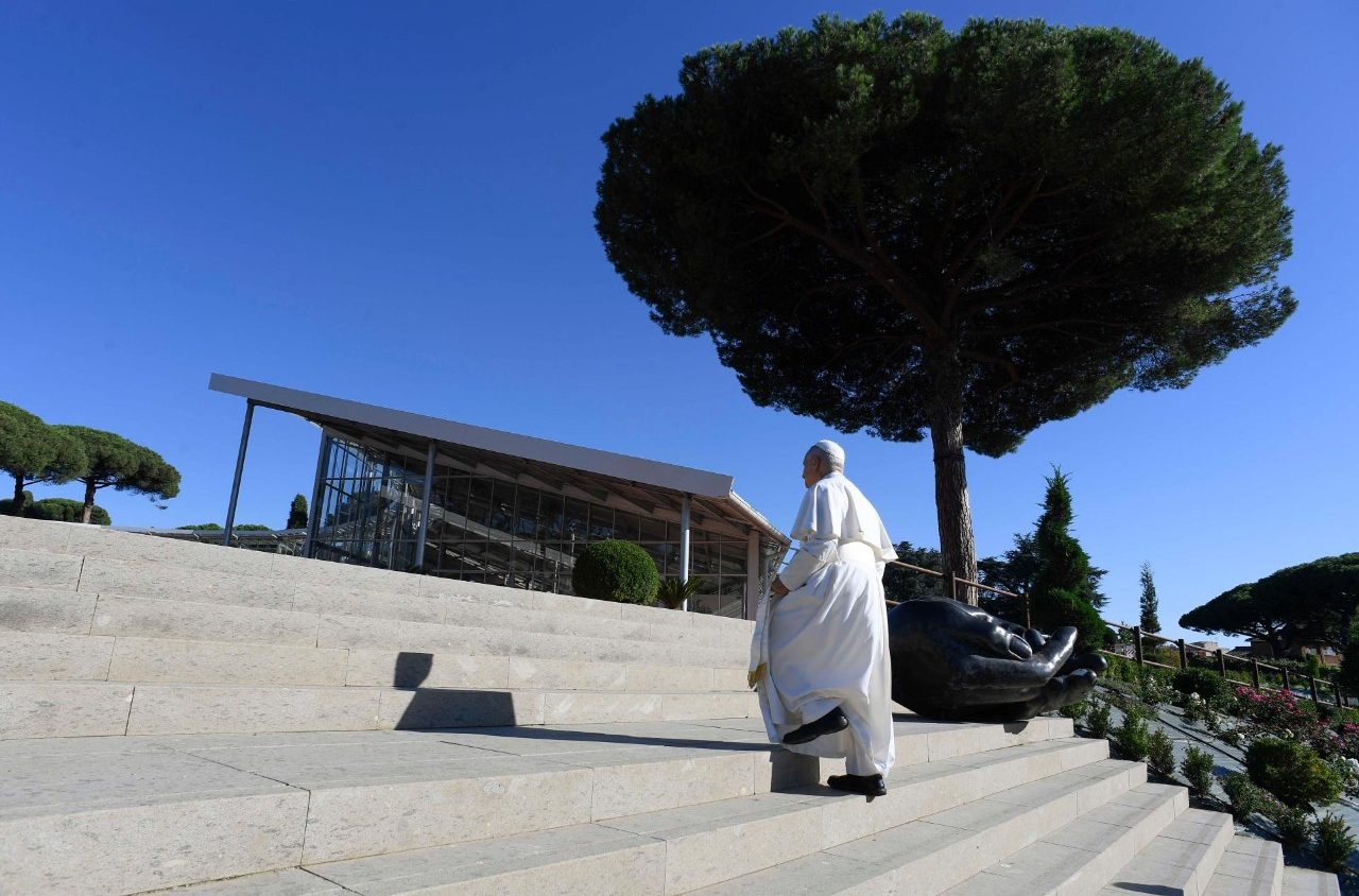 Le pape Léon XIV lors de l'inauguration du Borgo Laudato si' © Vatican Media