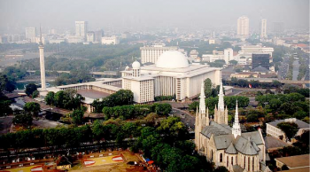 Tunnel reliant la plus grande mosquée d’Asie du Sud-Est, la Grande Mosquée Istiqlal de Jakarta © Vatican Media