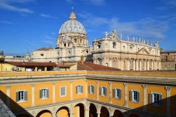 Le Dicastère pour la doctrine de la foi, à deux pas de la basilique St Pierre © doctrinafidei.va