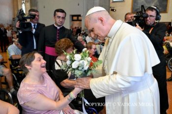 Rencontre avec les malades, les personnes handicapées et les pauvres pris en charge par la Caritas lors de la visite pastorale du Saint-Père à Rimini 22 août 2026 © Vatican Media
