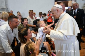 Rencontre avec les malades, les personnes handicapées et les pauvres pris en charge par la Caritas lors de la visite pastorale du Saint-Père à Rimini 22 août 2026 © Vatican Media