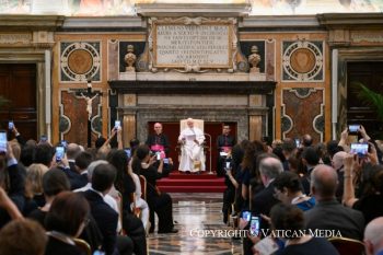 Audience aux membres de l'« Institut international des sciences administratives » 28 août 2026 © Vatican Media
