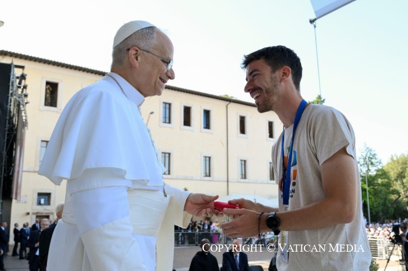 Visite pastorale à Assise : Rencontre du Saint-Père avec les jeunes participant au « Go! Franciscan Youth Meeting 2026 », 6 août 2026 © Vatican Media