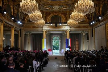Rencontre avec les autorités, la société civile et le corps diplomatique, 25 septembre 2026 © Vatican Media
