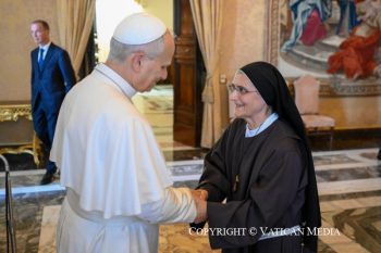 Rencontre avec les participants à l'Assemblée de la Fédération des Clarisses capucines d'Italie, 21 septembre 2026
 © Vatican Media