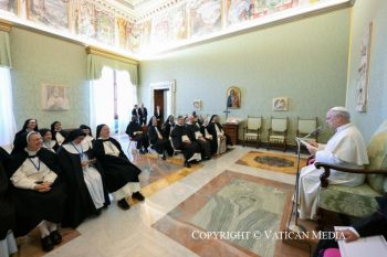 
Discours du Saint-Père aux membres de la Commission internationale des moniales dominicaines contemplatives © Vatican Media  ©