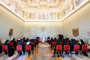 
Discours du Saint-Père aux membres de la Commission internationale des moniales dominicaines contemplatives © Vatican Media  ©