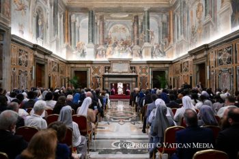 Discours du pape Léon XIV aux participants à la Conférence d'études organisée per le Dicastère des Causes des Saints, 16 septembre 2026 © Vatican Media 