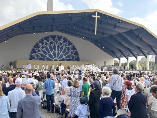 Messe solennelle sur la place de la Concorde, 26 septembre 2026 © Anne van Merris
