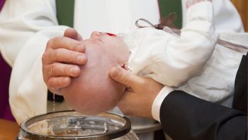 Un nouveau document de la COMECE sur les registres de baptême © Vatican Media