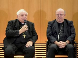 Le cardinal Aveline et Mgr Bertrand, 8 septembre 2026 © CEF