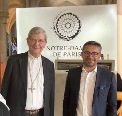 Première visite de Mgr Ulrich au Collège des Bernardins en mai 2022 © linkedin/laurent landete