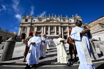 Messe de clôture de la Rencontre organisée à l’occasion du 10e anniversaire de la publication de l’exhortation apostolique Amoris laetitia, présidée par le Cardinal Luis Antonio G. Tagle, 14 octobre 2026 © Vatican Media 