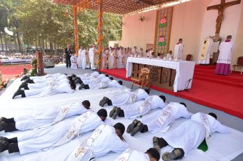 Ordinations sacerdotales à Dacca, Bangladesh © L'Osservatore Romano