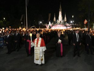 "Le Saint-Père est venu soigner notre espérance, notamment en allant à la rencontre des malades" © Vatican media