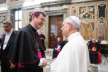 Léon a rencontré l’archevêque Paolo Rudelli, substitut pour les affaires générales du Secrétariat d’État © Vatican Media