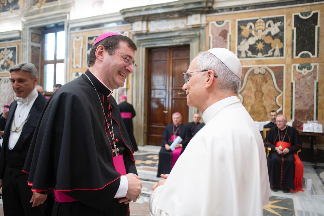 Léon a rencontré l’archevêque Paolo Rudelli, substitut pour les affaires générales du Secrétariat d’État © Vatican Media