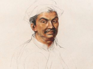 Portrait de Kosa Pan, premier ambassadeur de Siam, par Charles le Brun (1619-1690) ; copie par Richard Mongenet. Pierre noire, sanguine, avec rehauts de craie blanche et de pastel sur papier beige (29 x 28,4 cm, 2023).© IRFA